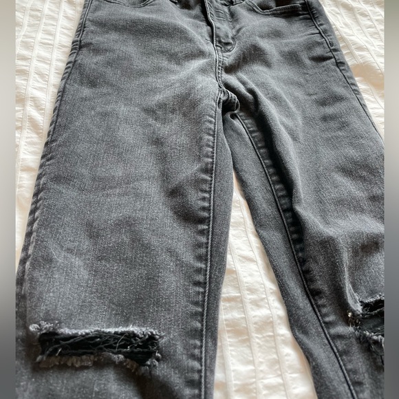 American Eagle Black Skinny Jeans - Picture 5 of 5